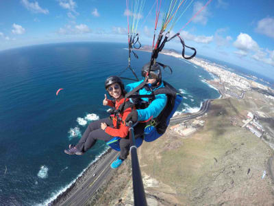 Tandemflug mit dem Gleitschirm in Las Palmas de Gran Canaria