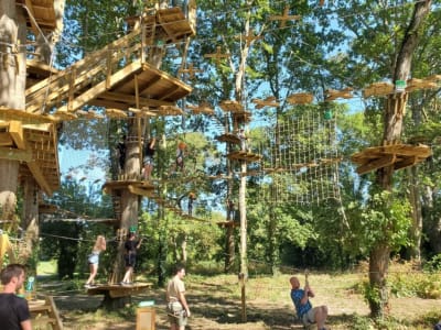 Canopy tour at Accrocamp Nantes