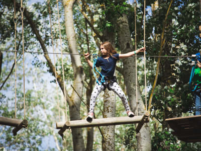 Parque de tirolinas y aventuras aéreas en Vendres