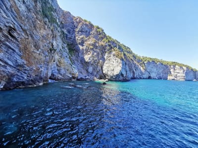 Excursion privée en bateau de plongée en apnée autour de l'île de Skiathos depuis la plage de Megali Ammos