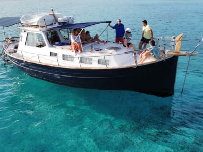 Excursión en barco desde Cala Galdana, Menorca