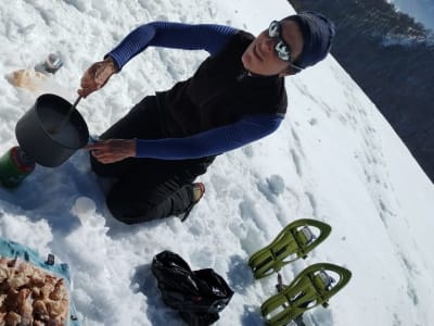 Raquetas de nieve en Hautacam Resort con fondue