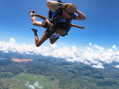 Tandem skydiving in Varaždin