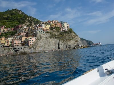 Afternoon Boat Tour around Cinque Terre from Manarola