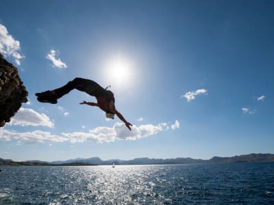 Excursión de Coasteering desde Cala Ratjada, Mallorca