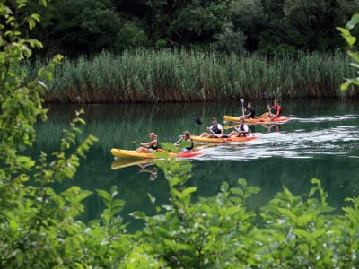 Excursión en kayak y snorkel por el río Cetina, cerca de Omis