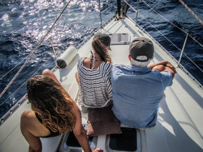 Excursion semi-privée en voilier autour des Cyclades dans la mer Égée au départ de Naxos