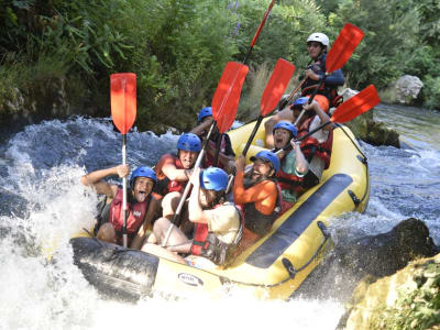 Excursión de rafting y saltos de acantilado por el río Cetina, cerca de Omis