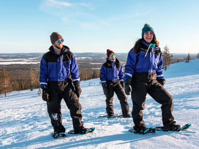 Landschaftliche Schneeschuhwanderung in Levi