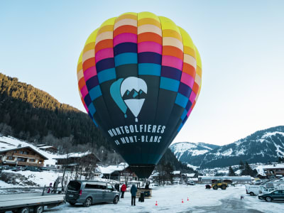 Heißluftballonfahrt über die Alpen bei Châtel