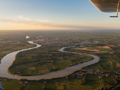 Vol panoramique en ULM multiaxe depuis Les Artigues-de-Lussac, près de Bordeaux