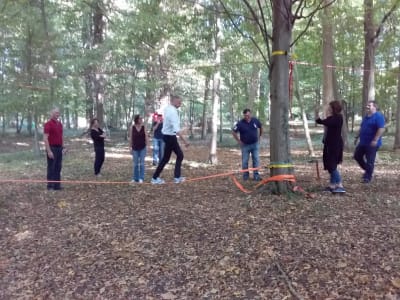 Slacklining-Sitzung in Fontainebleau