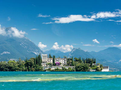 Paseo en barco por el lago de Garda desde Desenzano o Sirmione