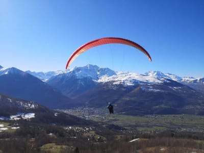 Tandem paragliding near Bagnères-de-Bigorre, in the Hautes-Pyrénées