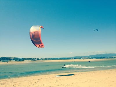 Clases de kitesurf en Lagos (Portugal)