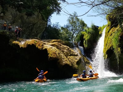 Kajakausflug auf dem Fluss Mrežnica und den Wasserfällen ab Slunj