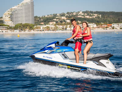 Location jet ski dans la baie des Anges, Villeneuve-Loubet