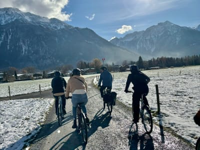 Winter bike tour alongside the Aare River, Interlaken