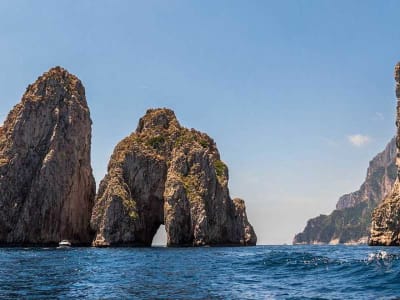 Boat Excursion with Aperitif in Capri Island