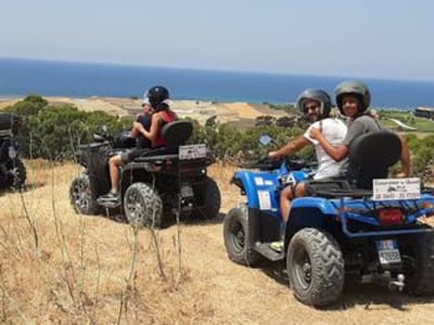 Excursion de 2 heures en quad au château Poggio Diana à Agrigente, en Sicile