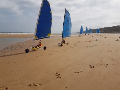 Carro de vela para descubrir Normandía en la playa de Omaha