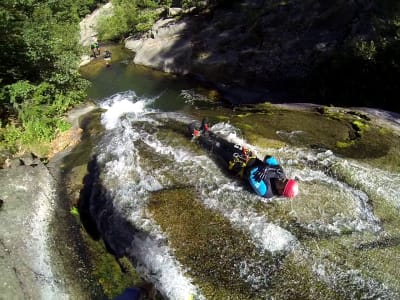 Entdecken Sie das Canyoning im Canyon de Molitg, Pyrénées Orientales