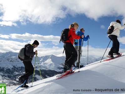 Rutas con raquetas de nieve al Pico Torres y al Pico Ausente en Asturias