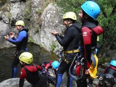 Barranquismo en el cañón del Baoussous en Céret, Pirineos Orientales