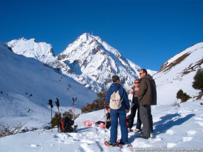 Excursion en raquettes dans la vallée de Campan depuis La Mongie