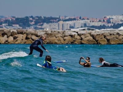 Surfunterricht in Costa da Caparica