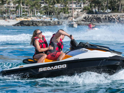 Alquiler de moto de agua en Anfi Del Mar, Gran Canaria