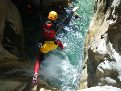 Excursión de barranquismo en Río Verde, cerca de Nerja