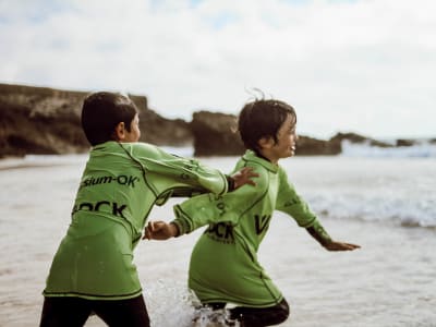 Clínica de surf en Carcavelos, cerca de Lisboa