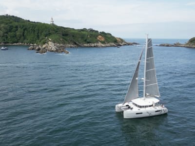 Croisière privée en catamaran au Pays Basque depuis Hendaye