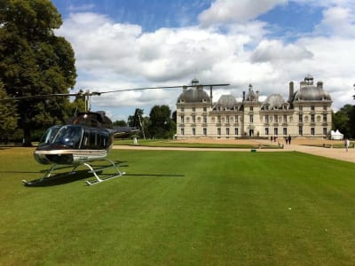 Panoramic helicopter flight over the châteaux of the Loire Valley