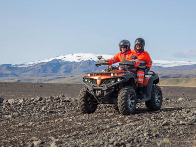 Randonnée en quad et randonnée glaciaire sur le glacier Sólheimajökull et le glacier Mýrdalsjökull