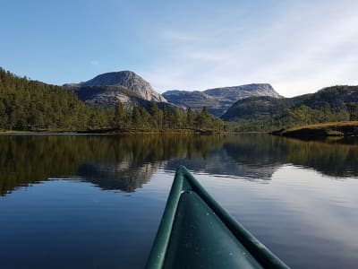 Excursion en canoë sur la rivière Futelva près de Bodø