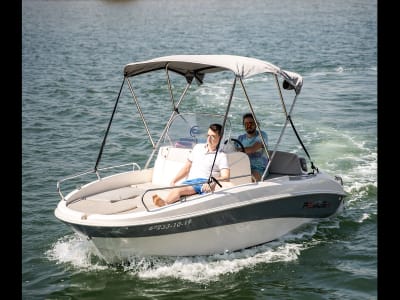 Location de bateaux sans permis à Roses, Costa Brava