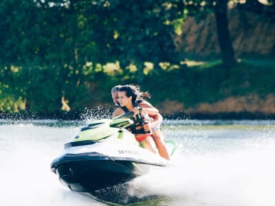 Jetski-Sitzungen im Espace Quilly bei Nantes