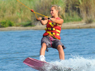 Wakeboarding Sitzung (5 Türme Kabel) in Barcarès