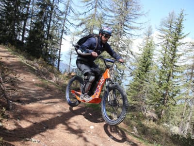 Descenso en scooter de montaña cerca de Les Arcs, Savoie