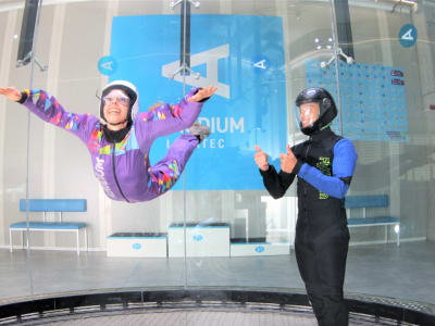 Indoor-Fallschirmspringen in Logatec bei Ljubljana