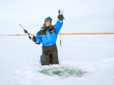 Excursion de pêche sur glace au départ de Sirkka à Levi