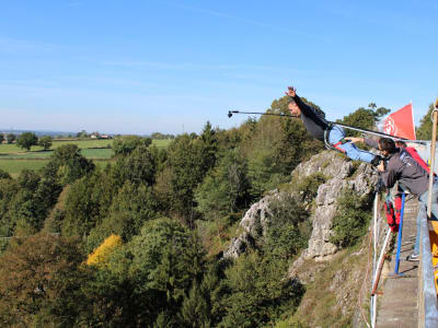 Bungee jumping from the Viaduct of Banne (40 m) in Ardèche