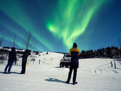 Chasse aux aurores boréales en super-jeep depuis Reykjavík