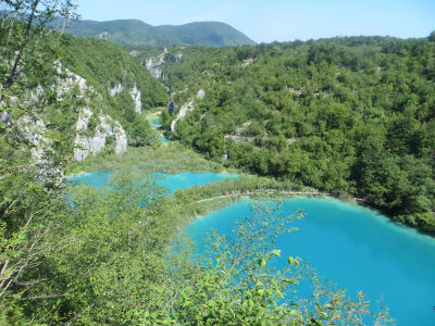 Senderismo guiado por el Parque Nacional de los Lagos de Plitvice desde Zagreb