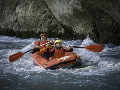 Canoraft en el Haut-Giffre en Sixt-Fer-à-Cheval, Alta Saboya