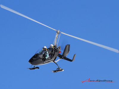 Erstflug eines Gyrocopters über Alpe d'Huez