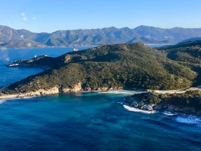 Vuelo en ultraligero multiaxial sobre Cap Corse desde Bastia