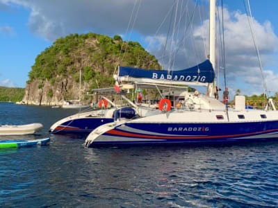 Katamaran-Kreuzfahrt mit Schnorcheln und Paddelboarding im Saintes-Archipel, Guadeloupe